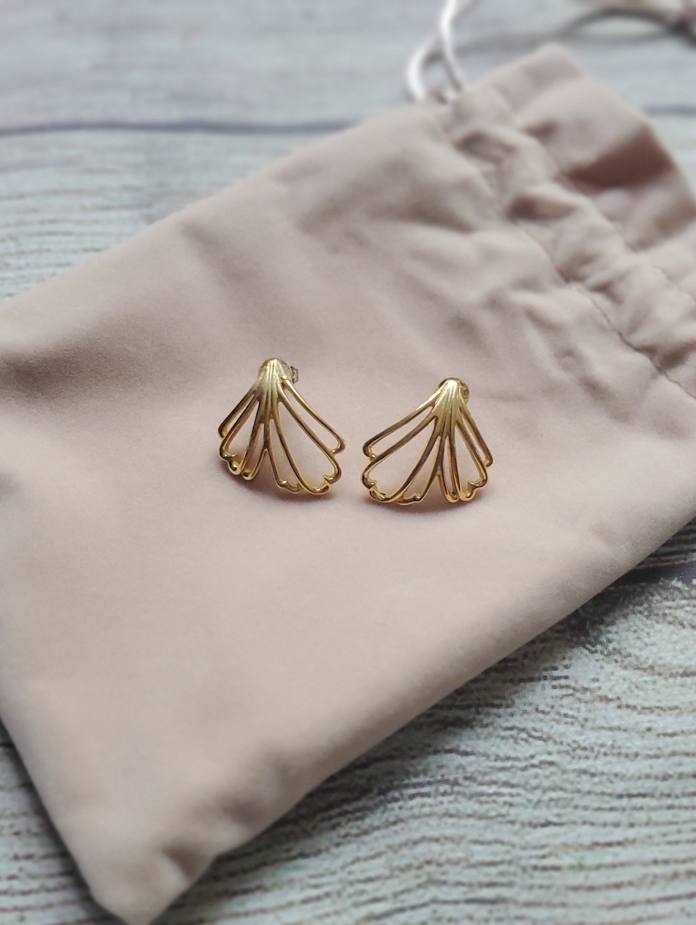 Vintage Bontanical Leaf Stud Earrings